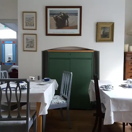 Halpins Town House Bed & Breakfast 3*