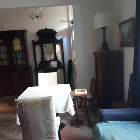 Bed & Breakfast Halpins Town House